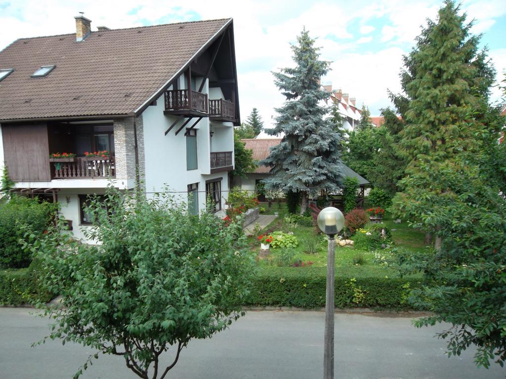 Haus Gizella Hotel Harkány Room photo